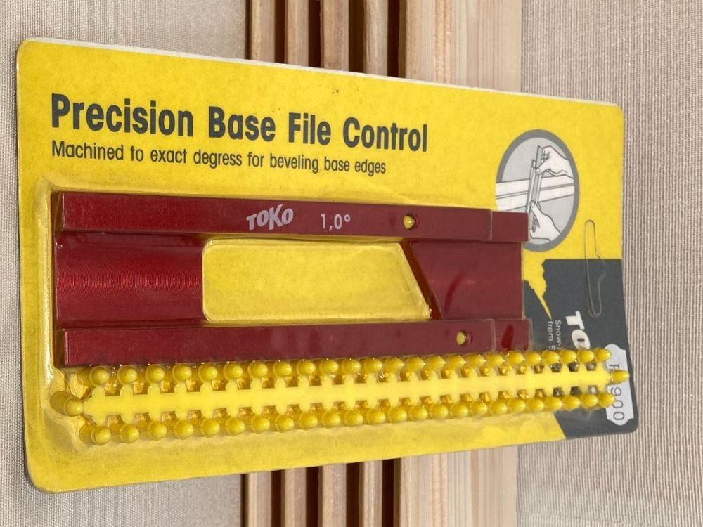 Toko Precision Base File Control, Rot