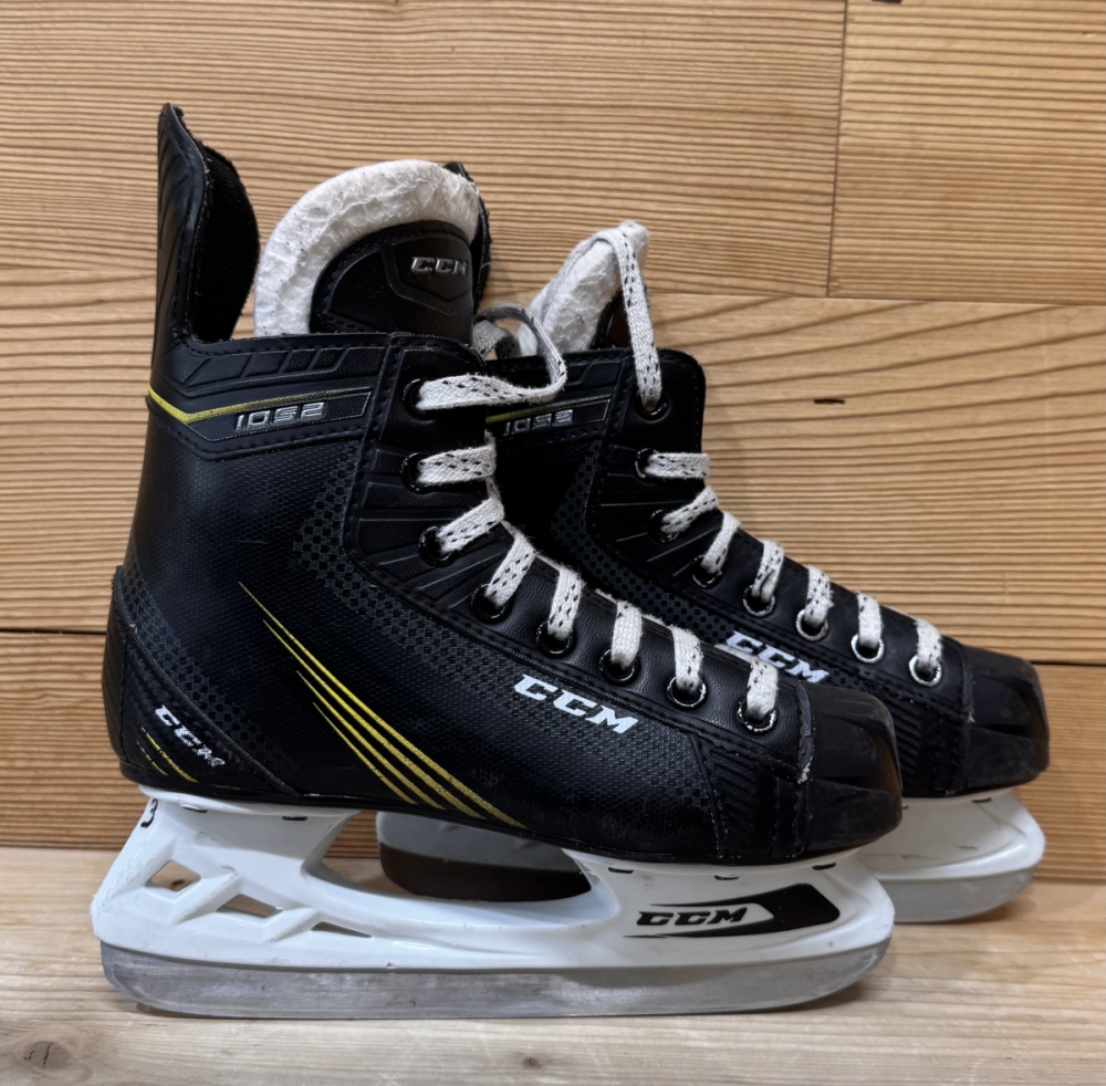 CCM 1052 Gr. 21MP (EU 33)