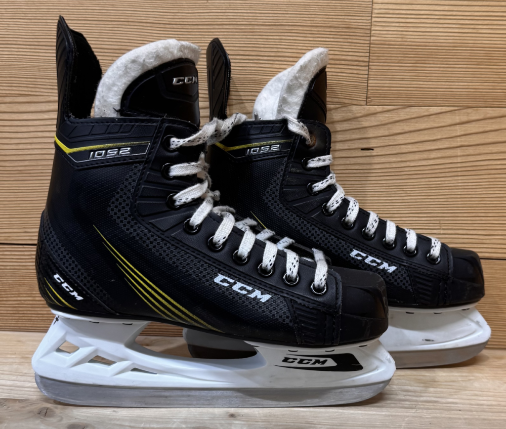 CCM 1052 Gr. 23.5MP (EU 37)